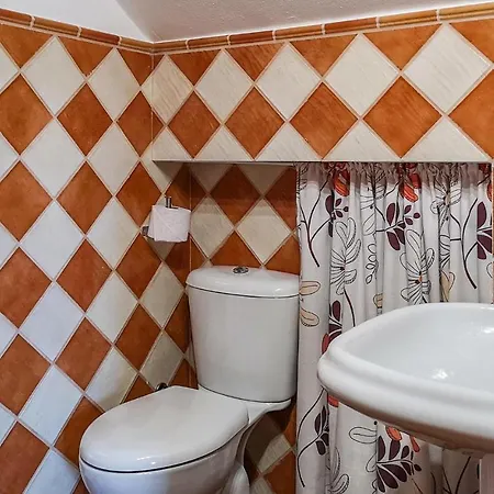 Holiday home Awesome In